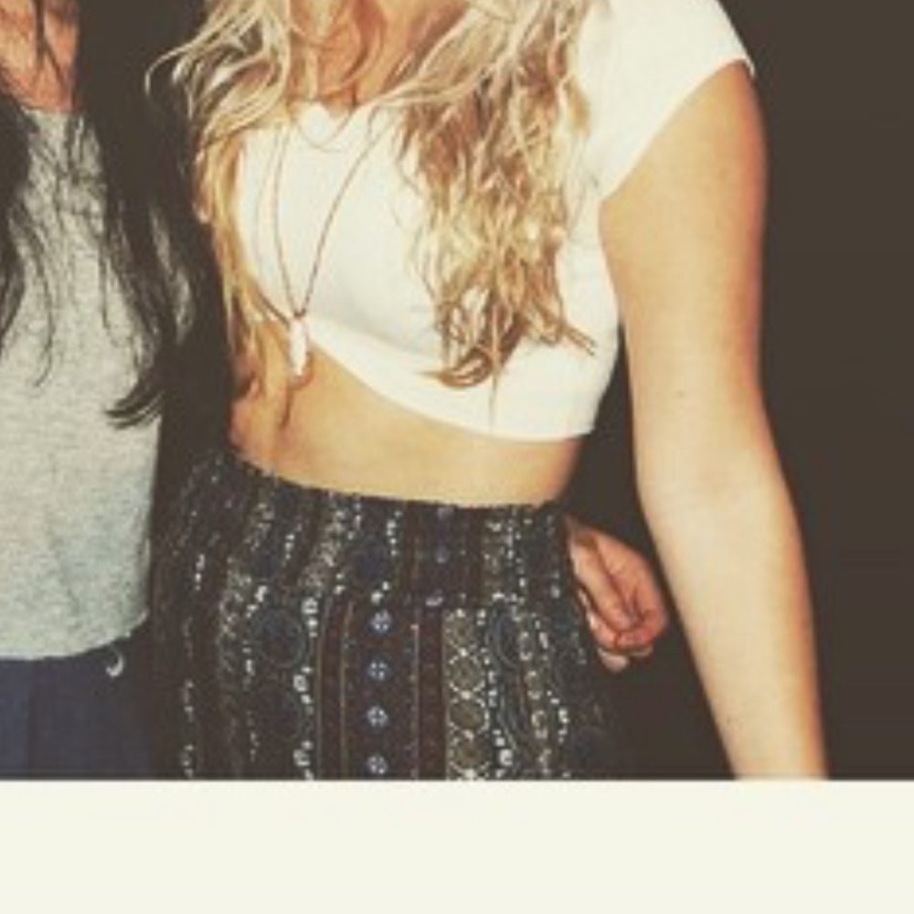 High-wasted flared pants